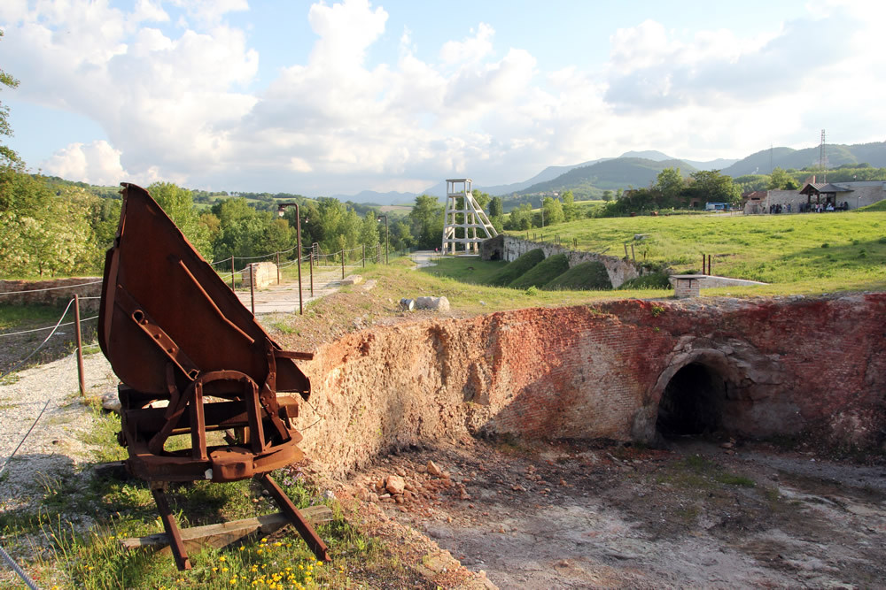 MINIERA DI ZOLFO PARCO ARCHEOMINERARIO CABERNARDI