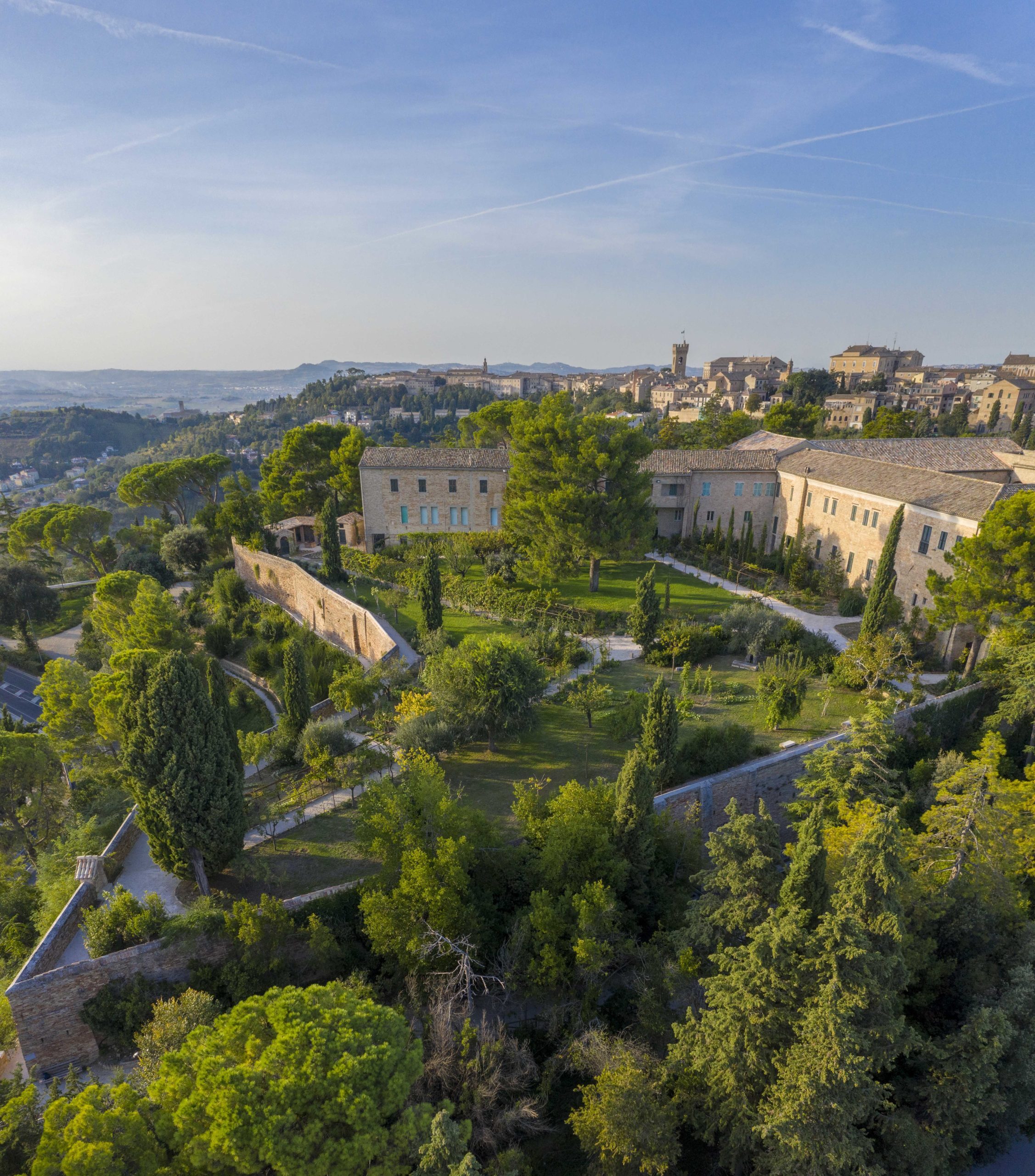 Orto sul Colle dell Infinito Recanati MC FAI Fondo Ambiente Italiano Foto Dario Fusaro scaled