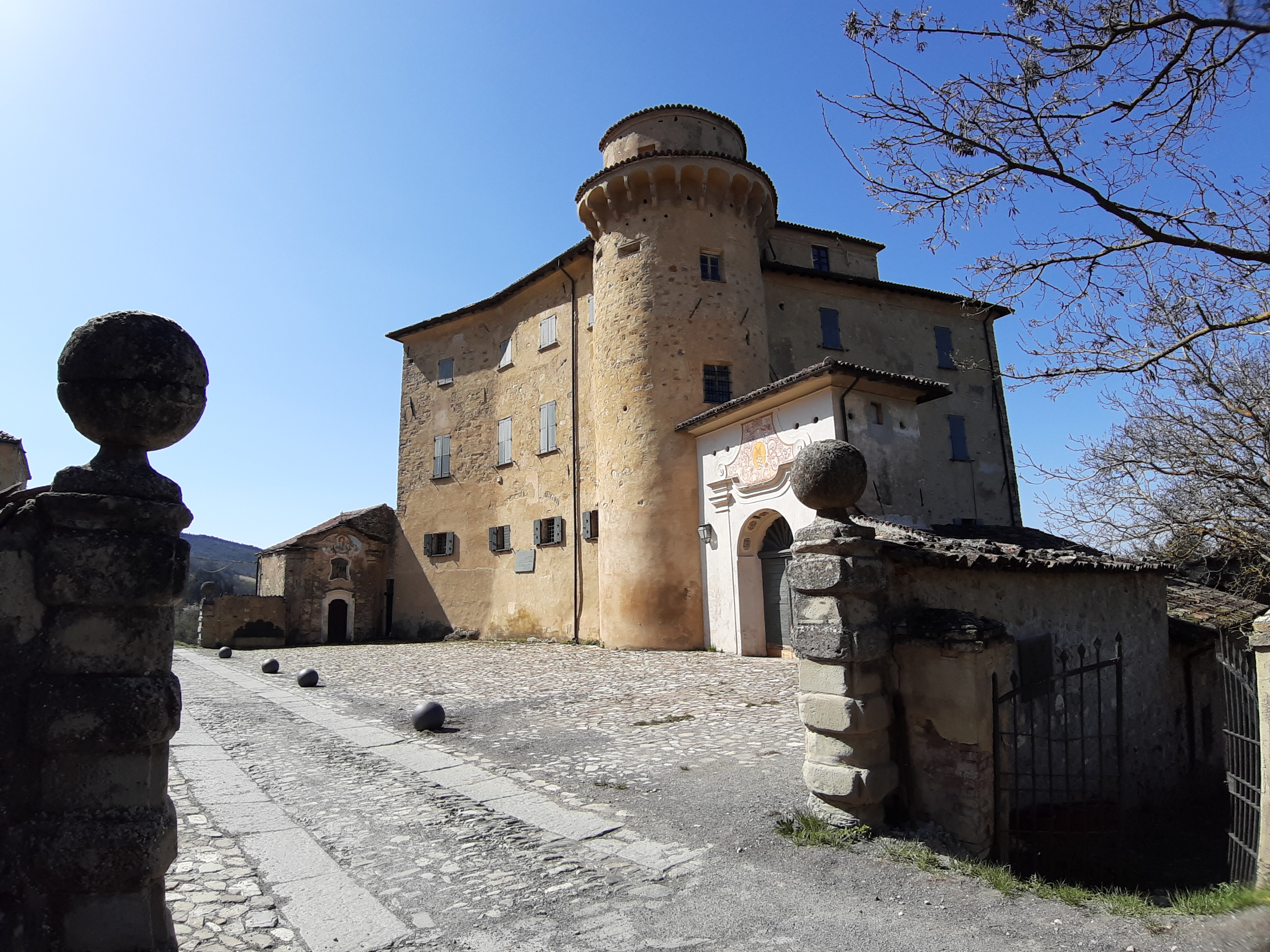 Borgo Adorno archivio clemen parroccehtti castello