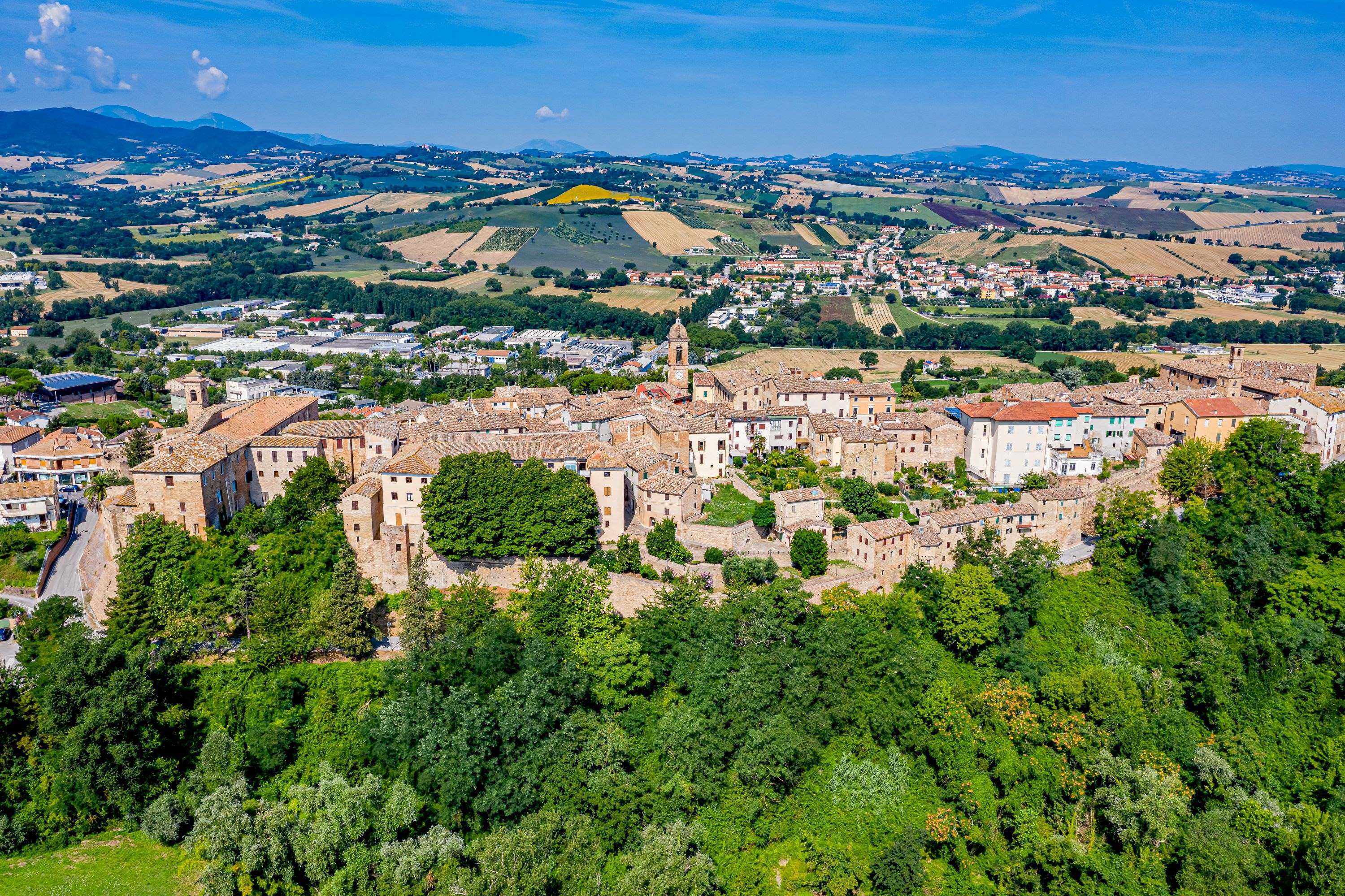 Civica Pinacoteca e Galleria d Arte Contemporanea del Comune di Serra de Conti