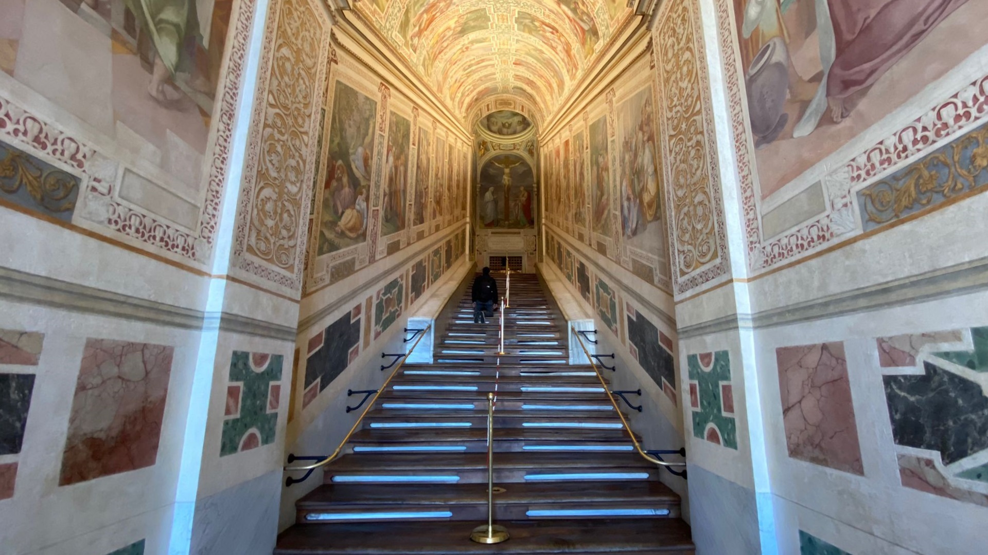 Scala Santa 0